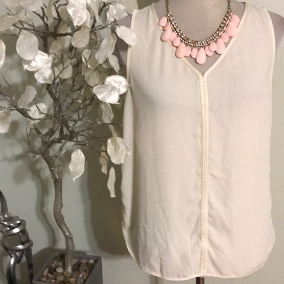 Banana Republic Tops - BANANA REPUBLIC TOP